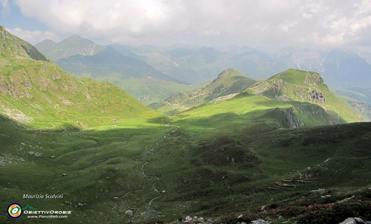 57 Panorama dai Laghi di Ponteranica....JPG